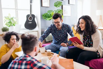 Estudiantes compartiendo piso en Valencia